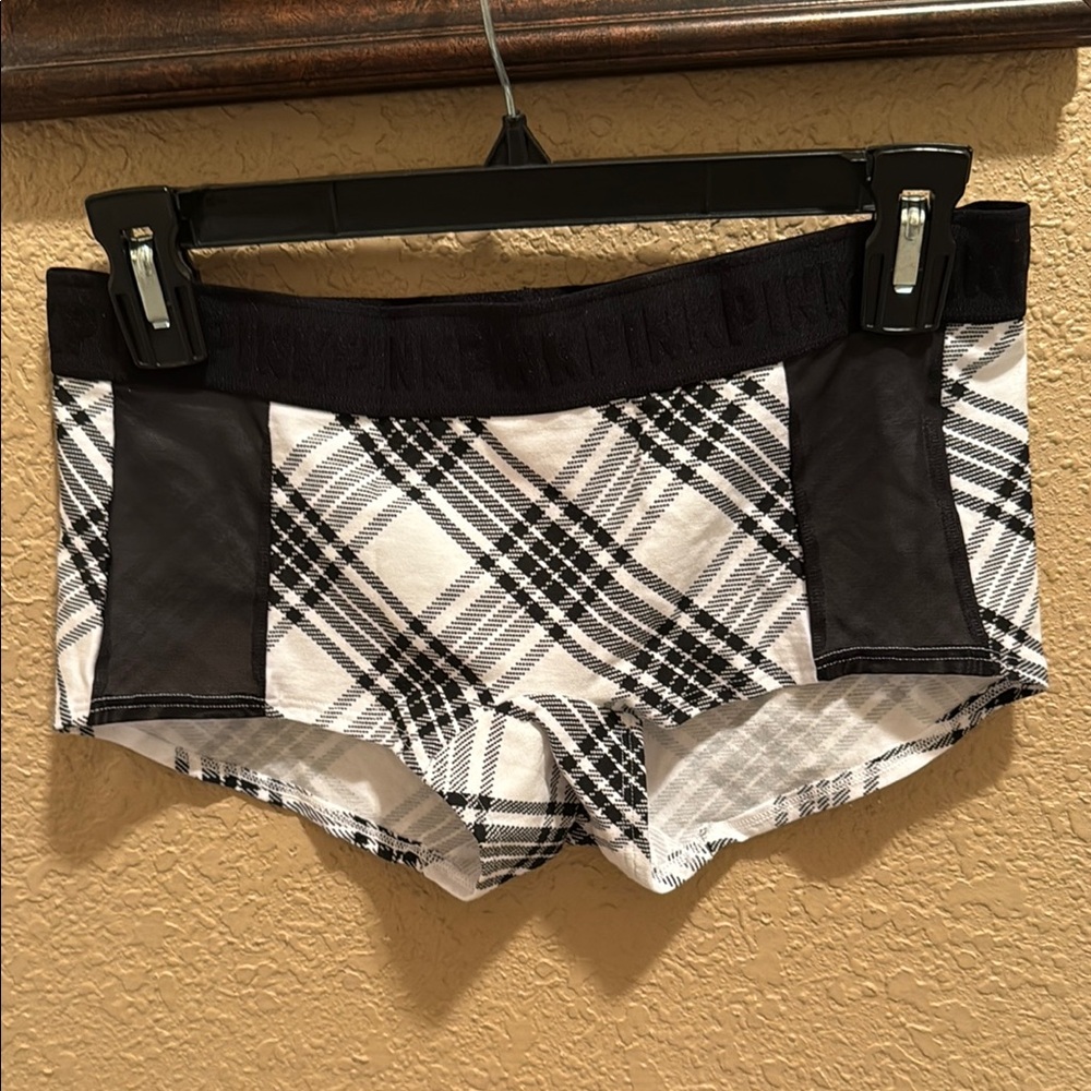 NWT Vintage PINK Victoria’s Secret Black & White Plaid Boy Short. Mesh details.